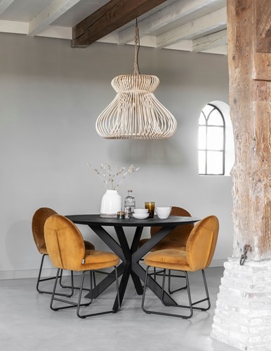 dining-table-shape-round-black-plus-chair-bouton-plus-haning-lamp-fungo-