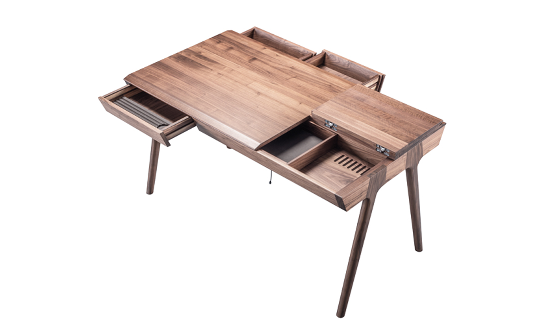 metis_desk_walnut_01