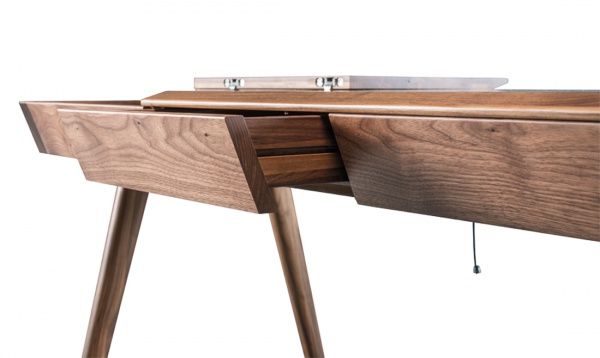 metis_desk_walnut_02